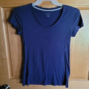 Willow Bay Navy Medium Short Sleeve Top